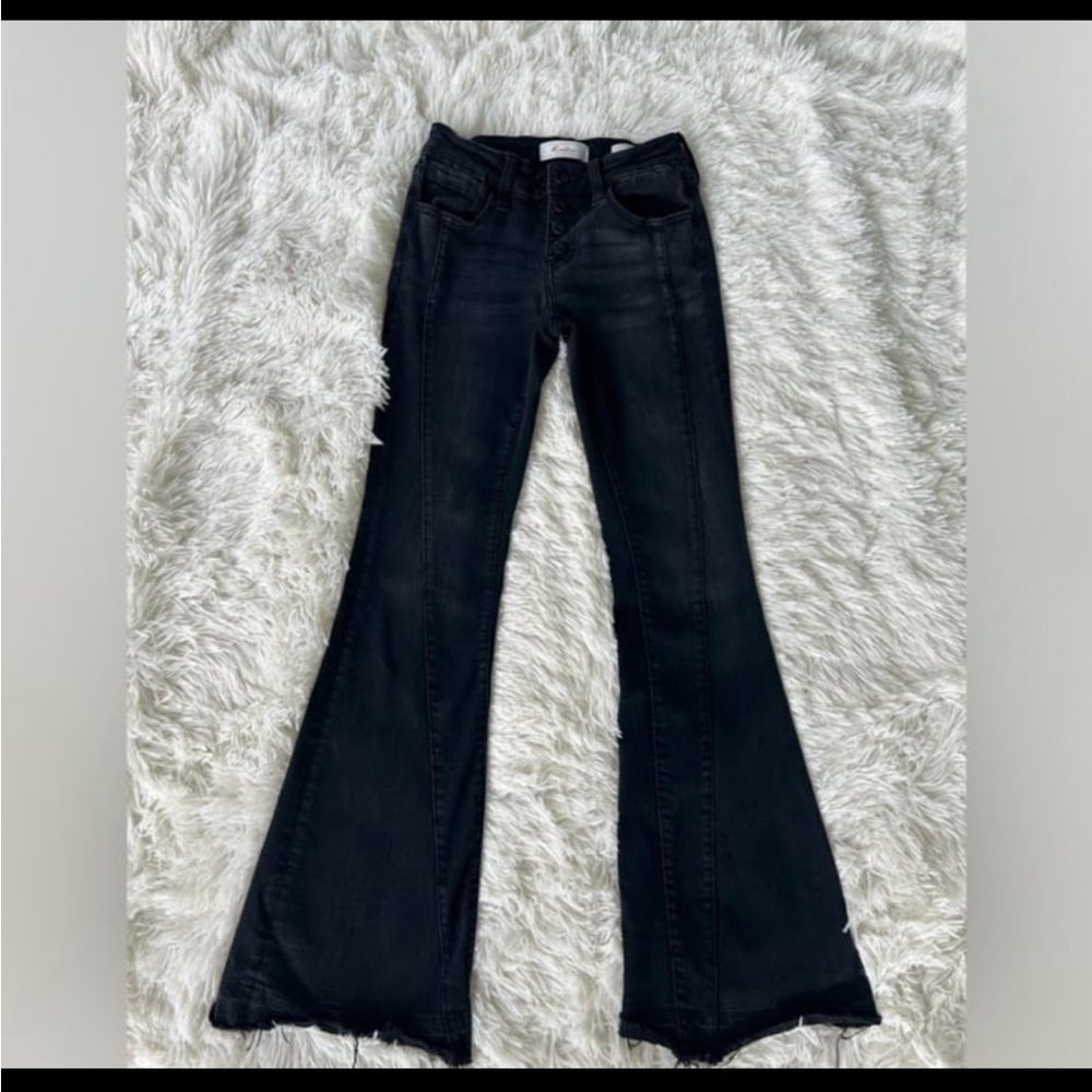 Kancan Girls Signature Mid-Rise Flare Stretch Jean size 10